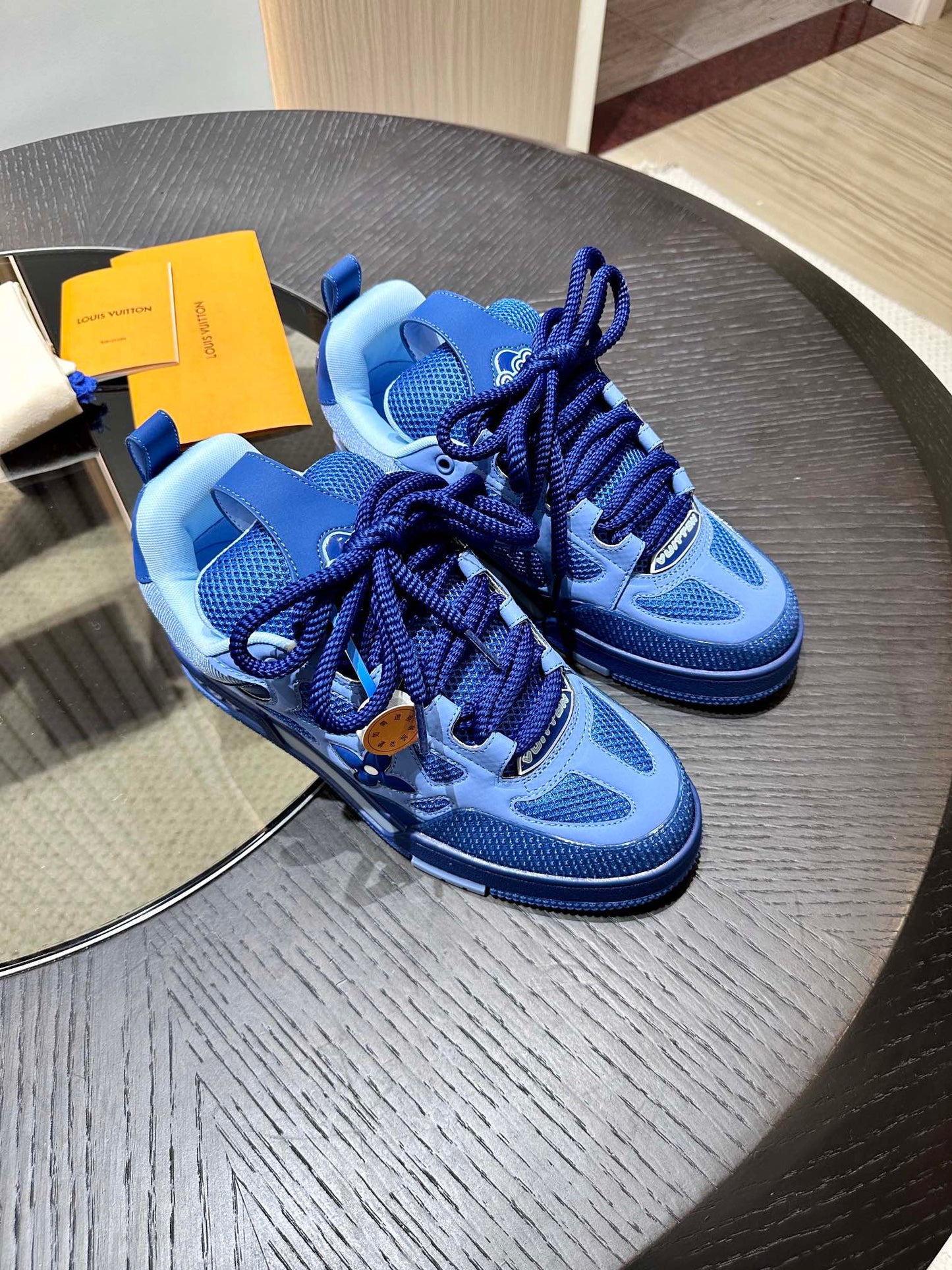 L*V SKATE "BLUE"