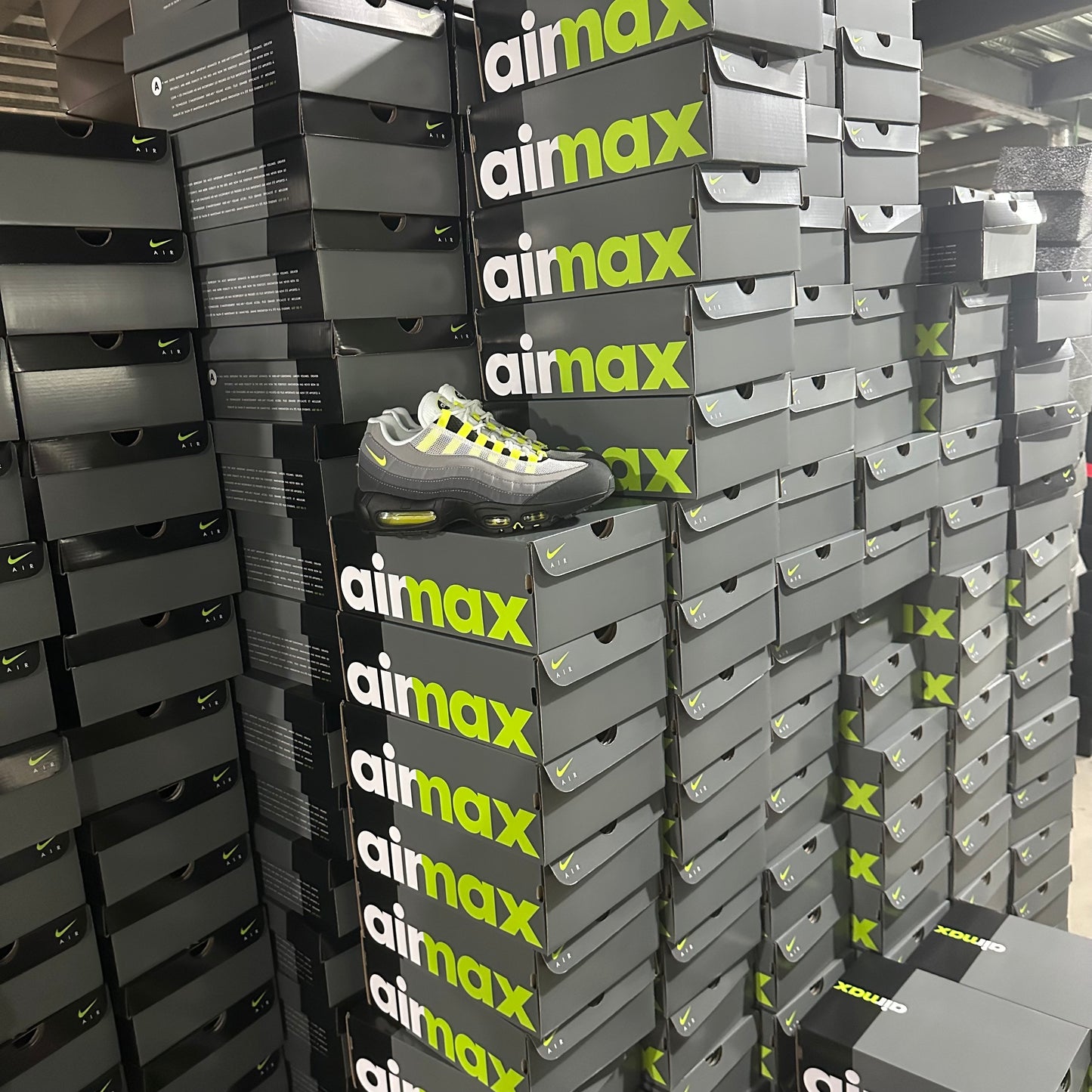 AIRM*X 95 "OG NEON"