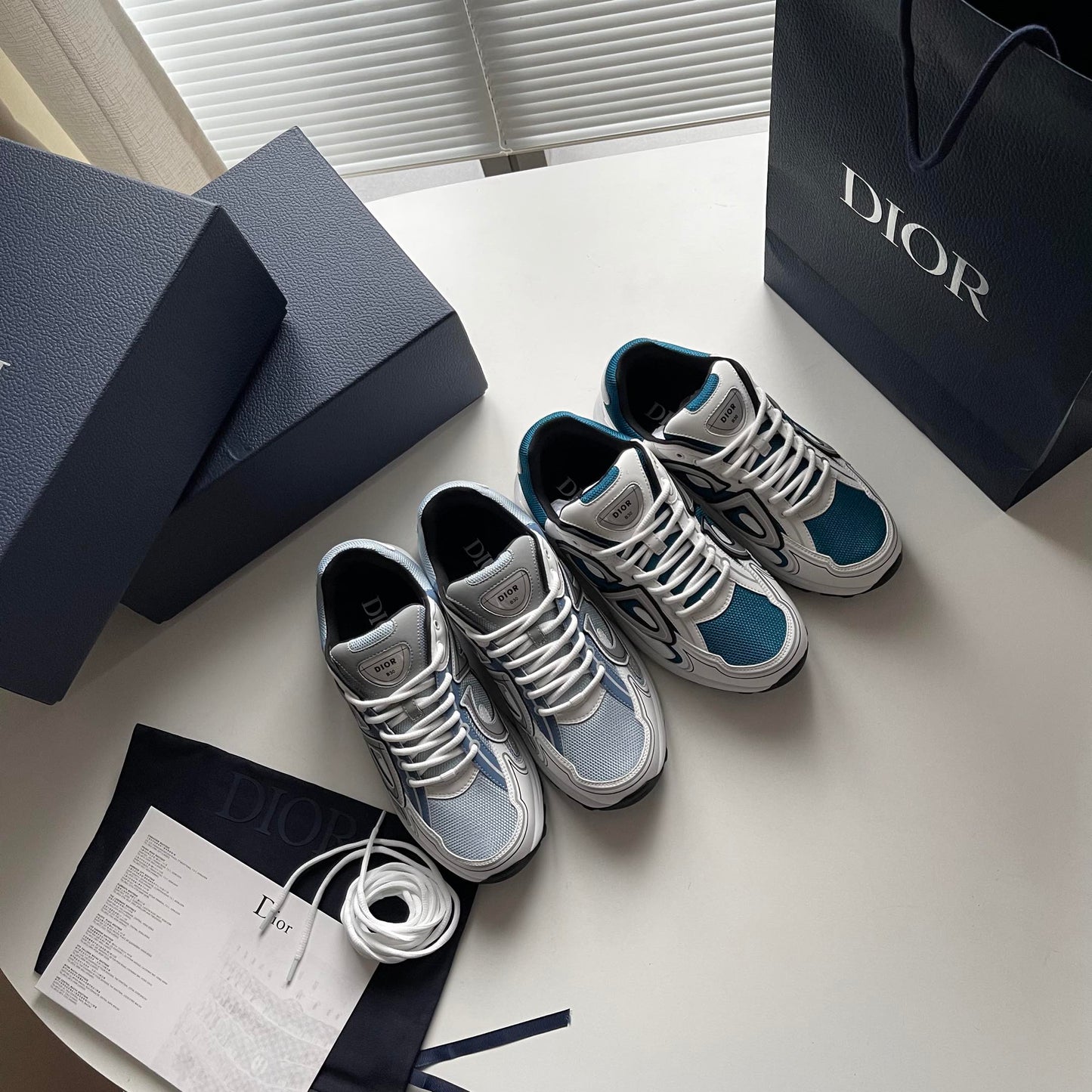 DI*R B30 "Grey & Blue"