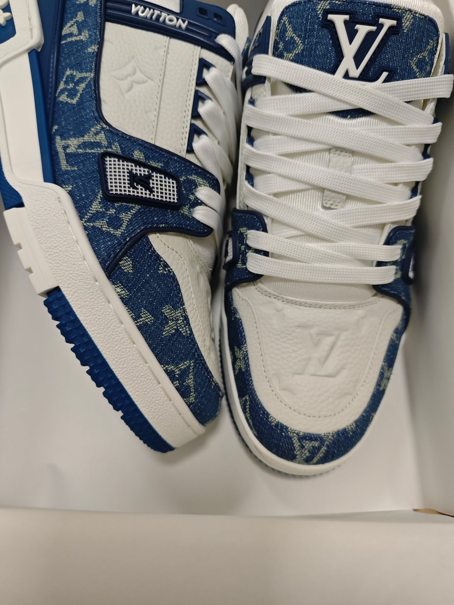 L*V TRAINER "BLUE DENIM"