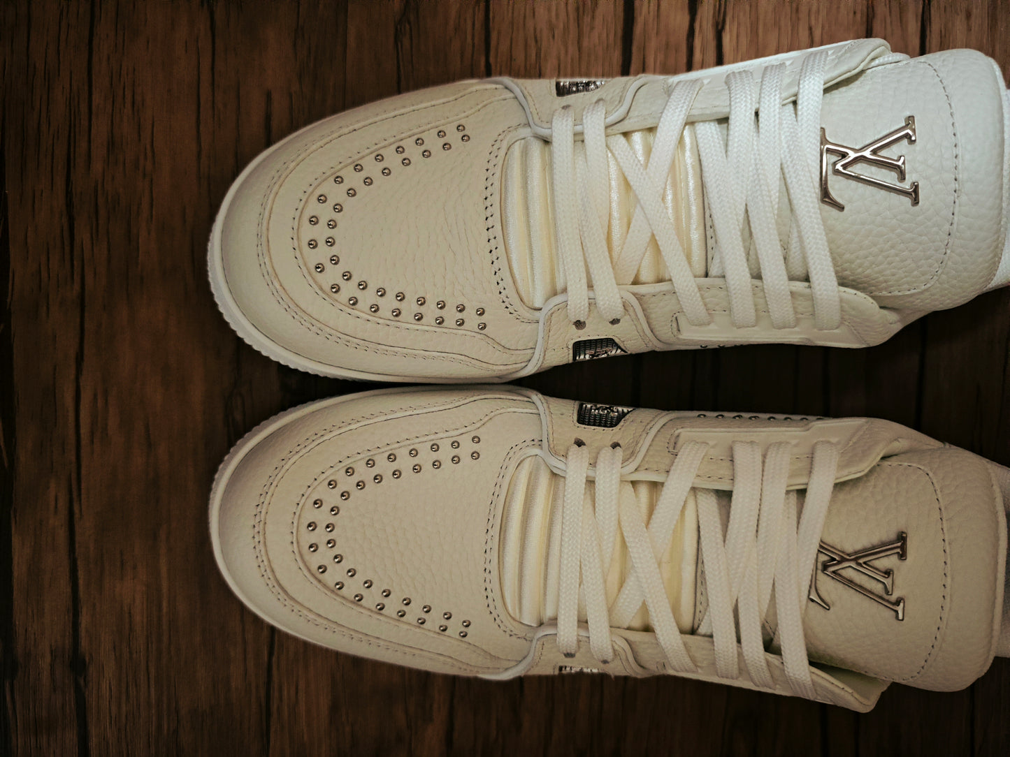 L*V TRAINER "WHITE GRAY"