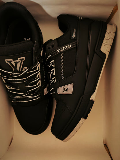 L*V TRAINER "DARK"