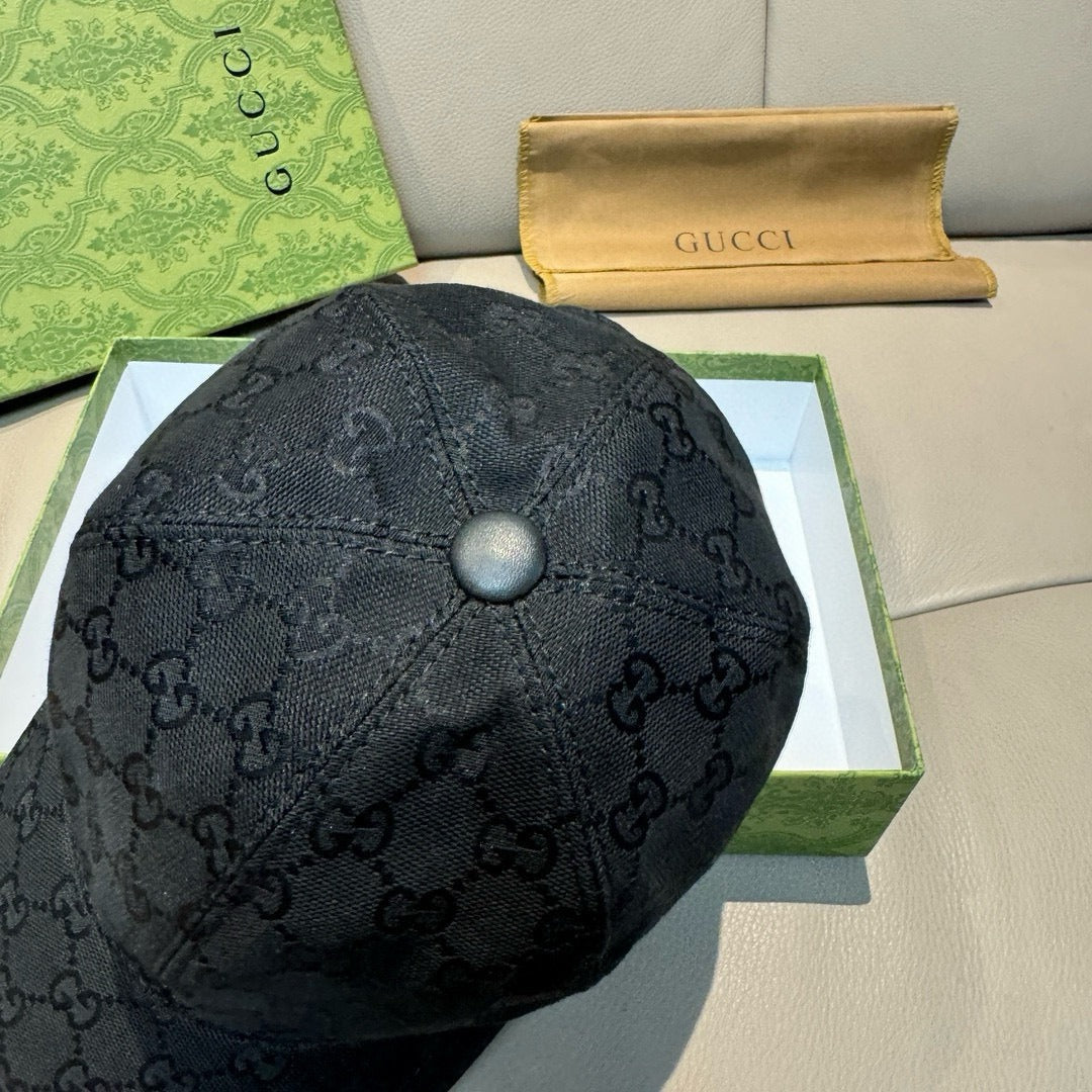 GU*CI CAP "GG CANVAS BLACK"