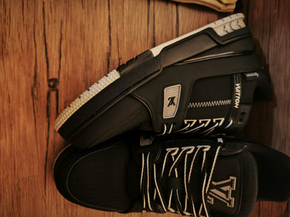 L*V TRAINER "DARK"