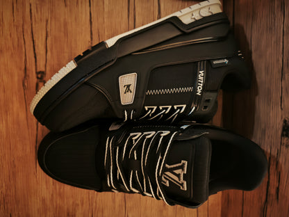 L*V TRAINER "DARK"