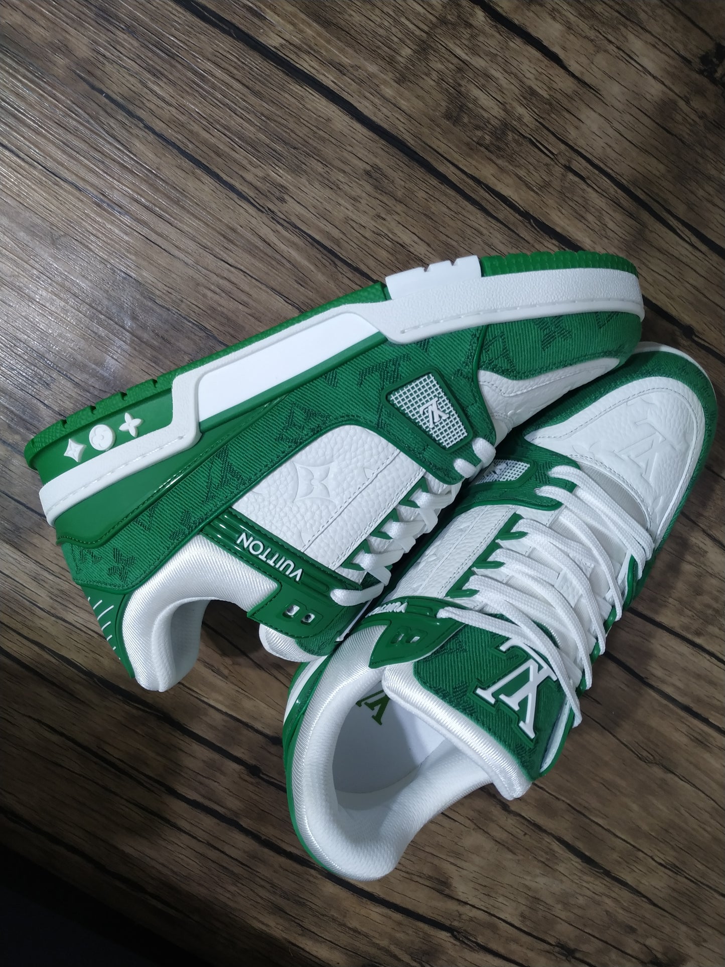 L*V TRAINER "GREEN"