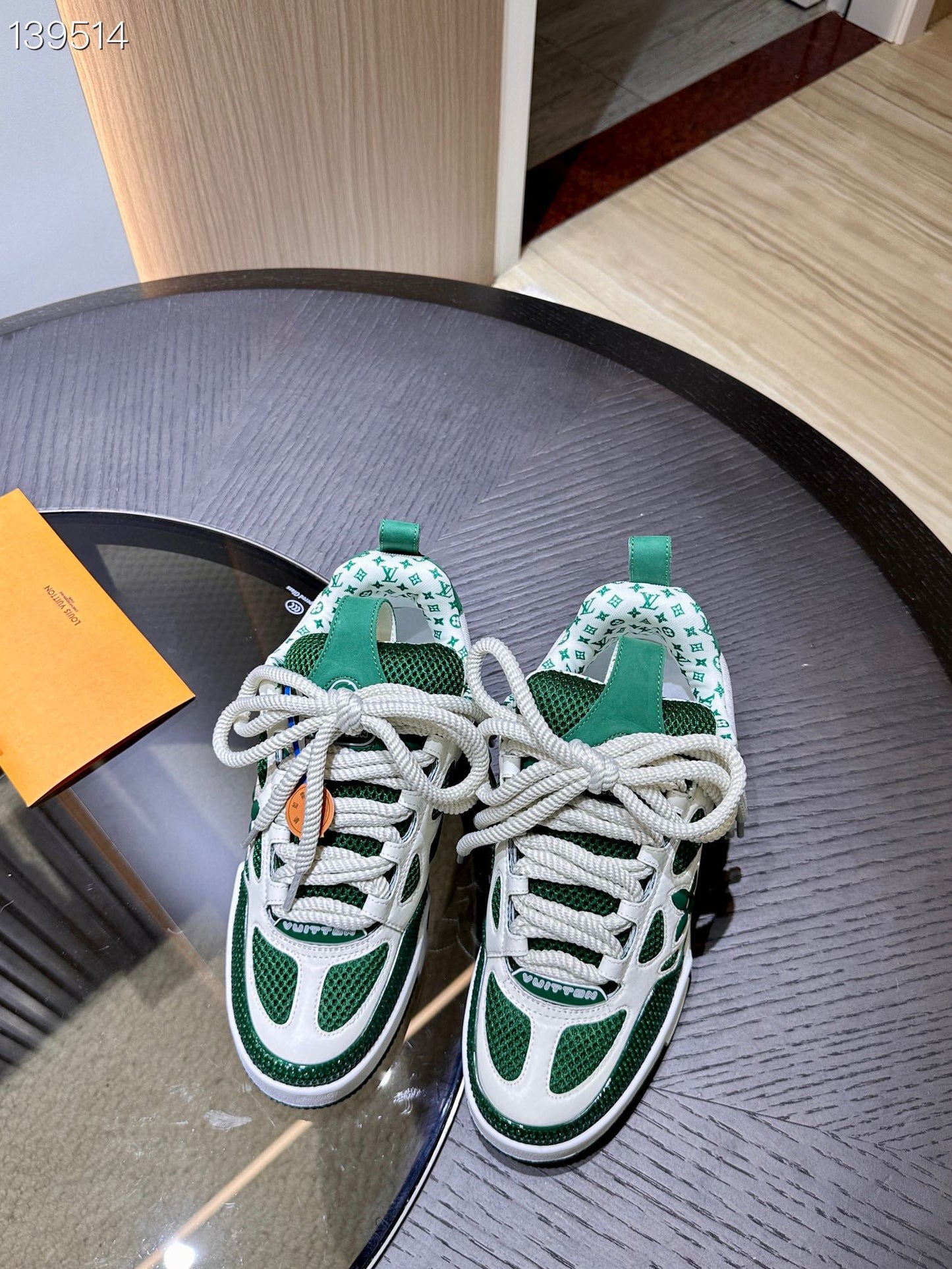 L*V SKATE "WHITE GREEN"