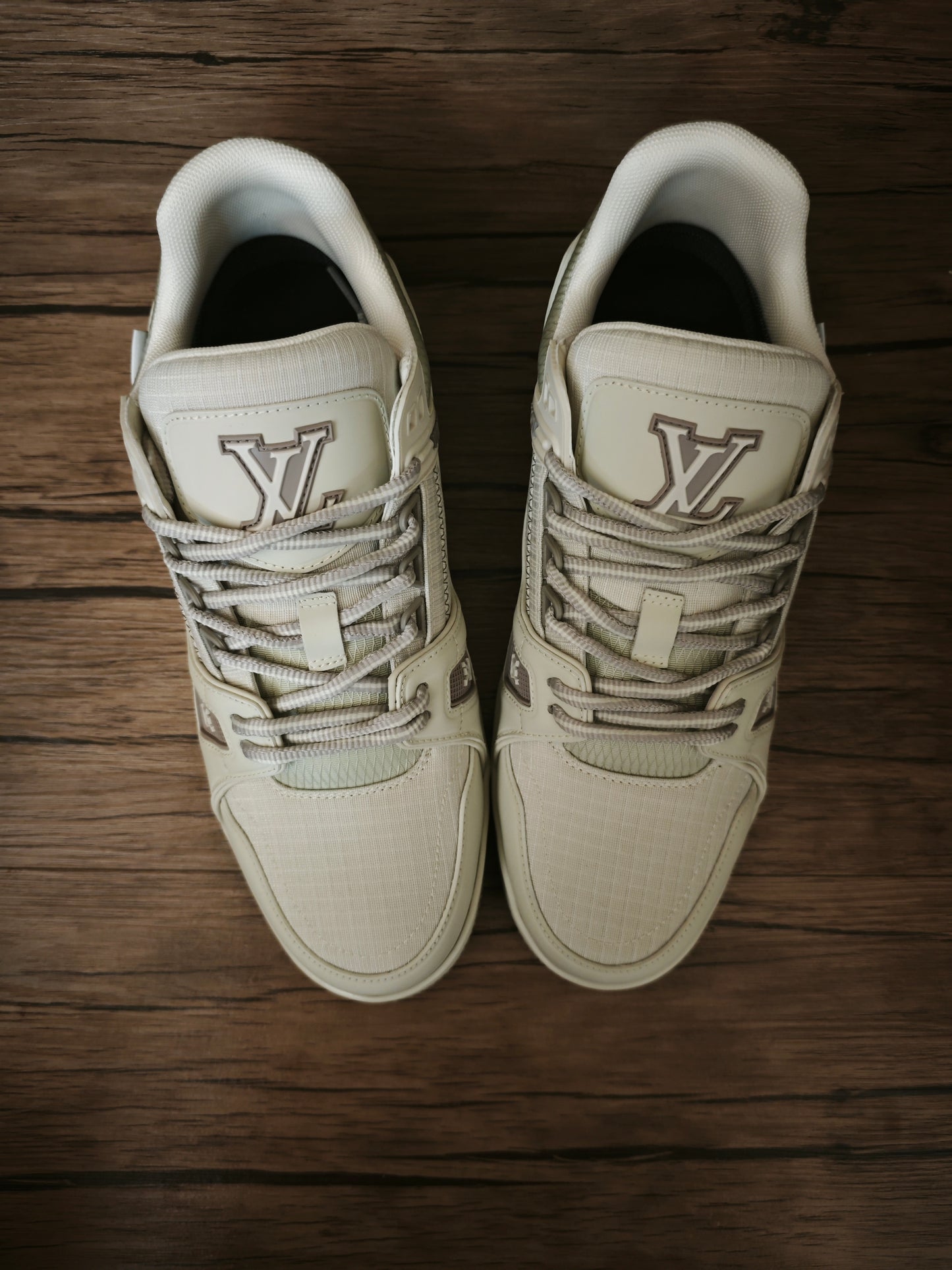 L*V TRAINER "WHITE BEIGE"