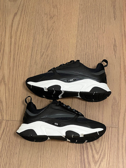 D*or B22 Black & White