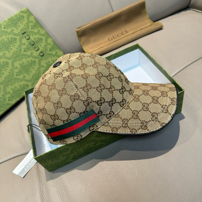 GU*CI CAP "GG CANVAS"
