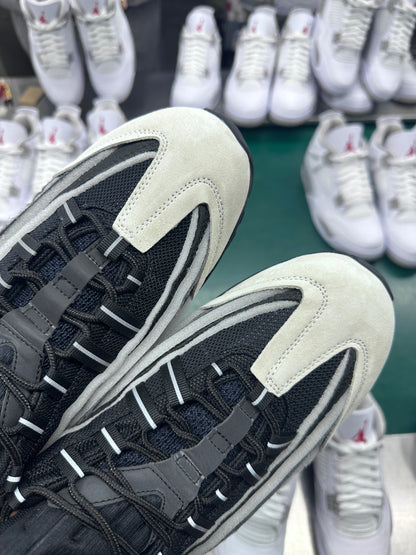 AIRM*X 95 "CDG BLACK & WHITE"