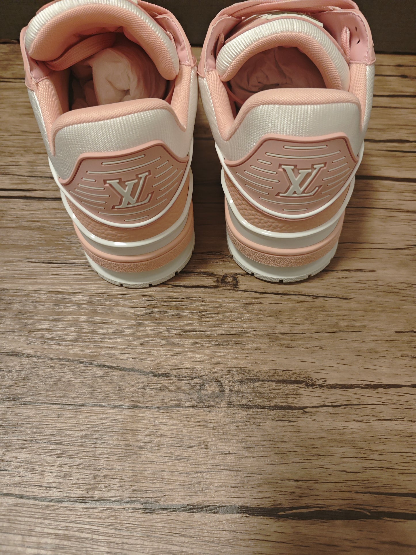 L*V TRAINER "PINK"