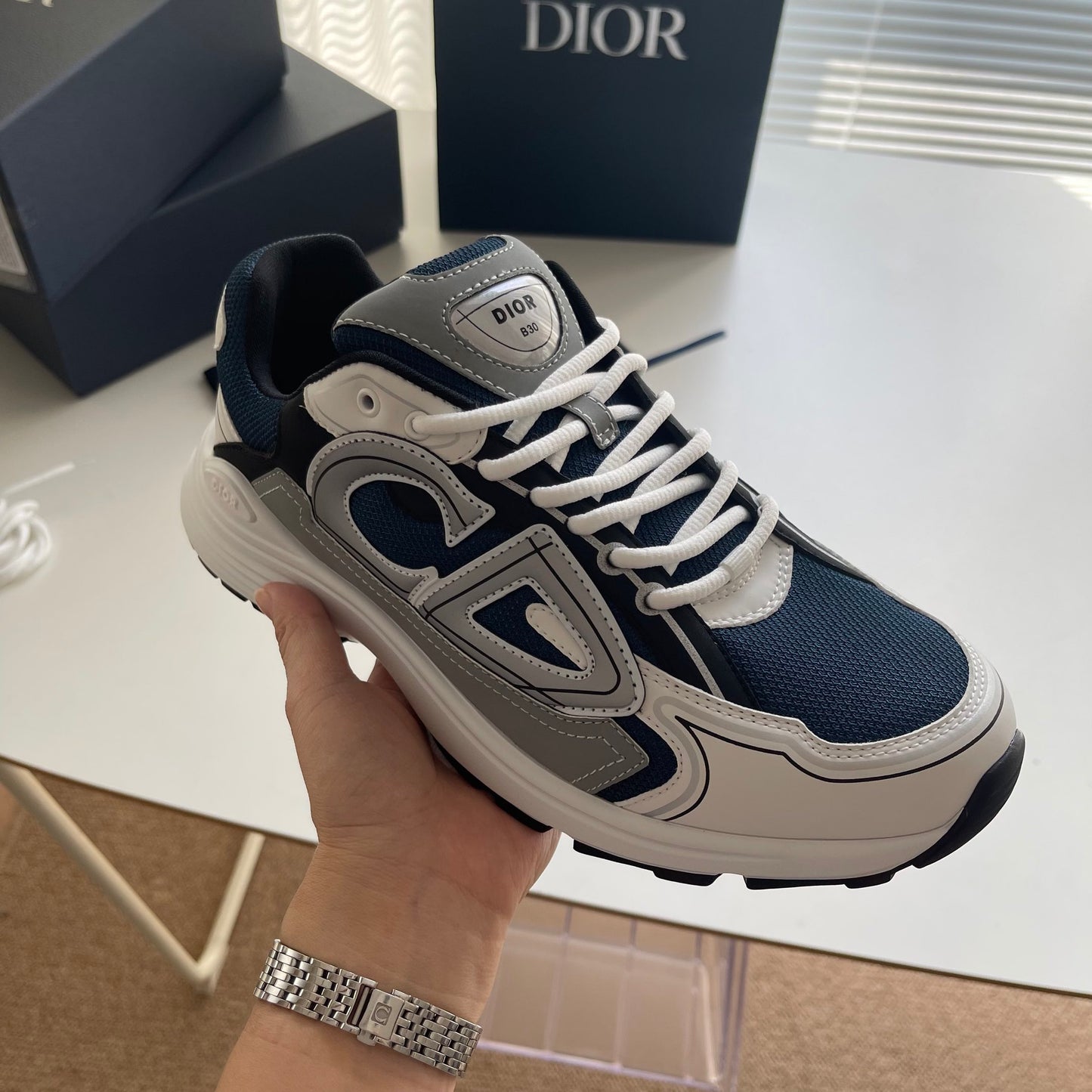DI*R B30 "Racks"