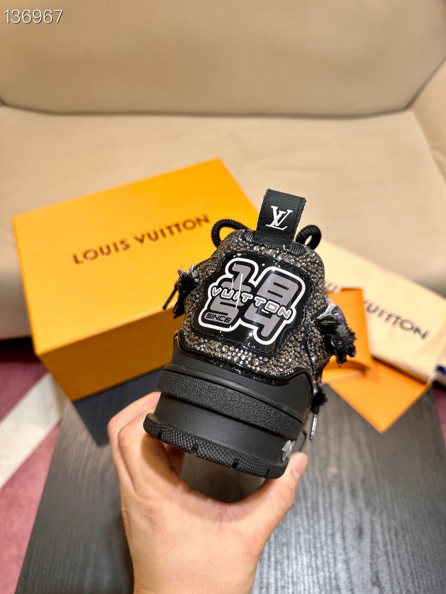 L*V SKATE "SPARKLING BLACK"