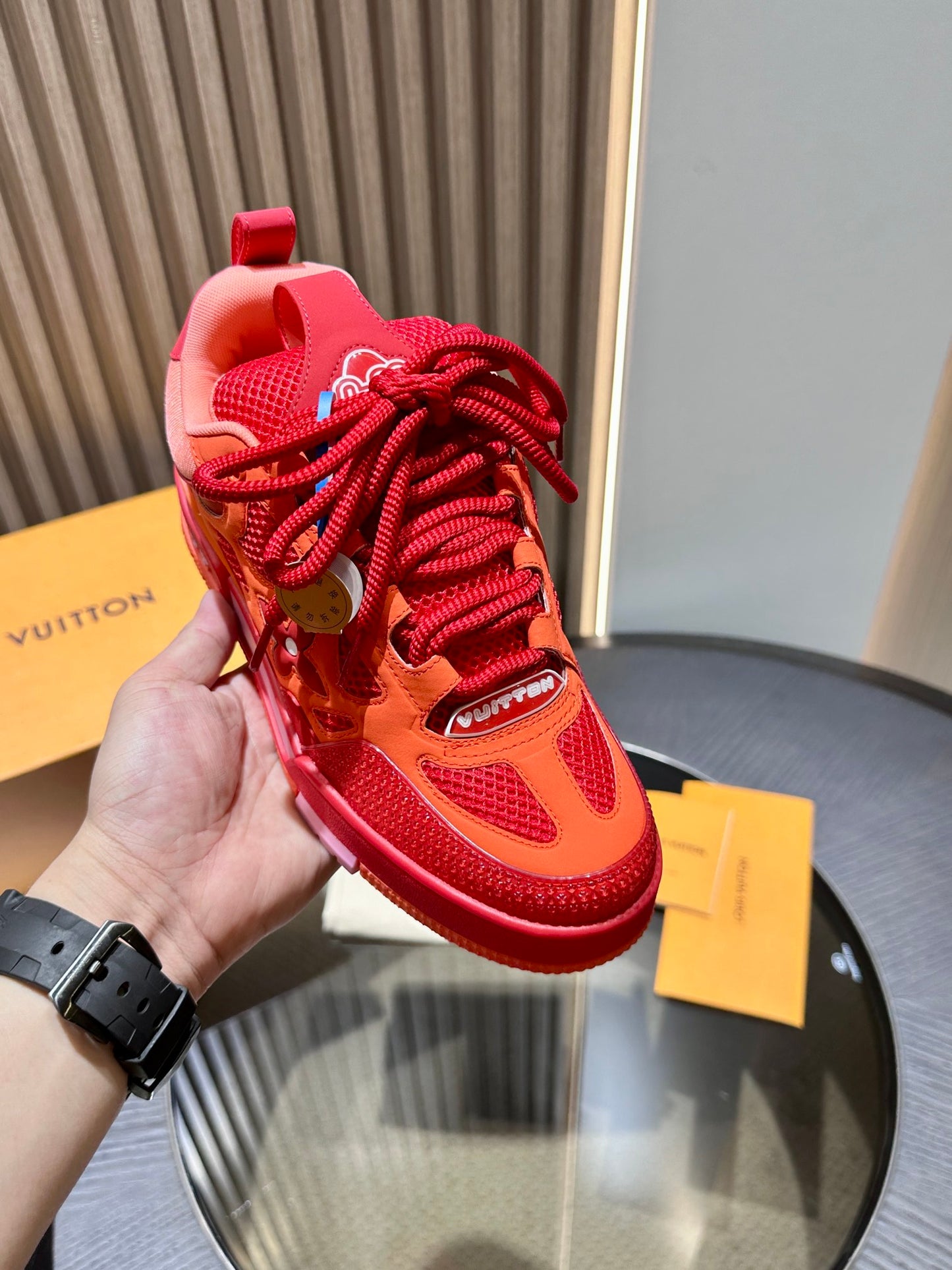 L*V SKATE "FIRE RED"