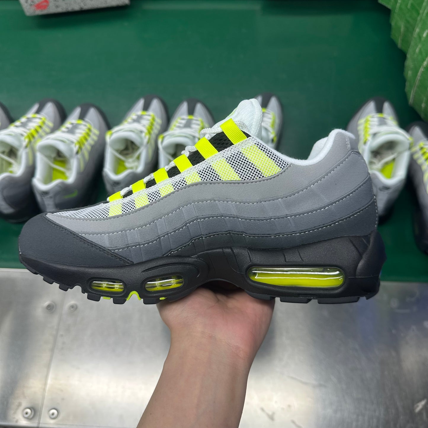 AIRM*X 95 "OG NEON"