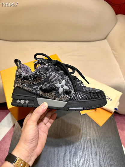 L*V SKATE "SPARKLING BLACK"