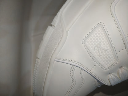 L*V TRAINER "WHITE"