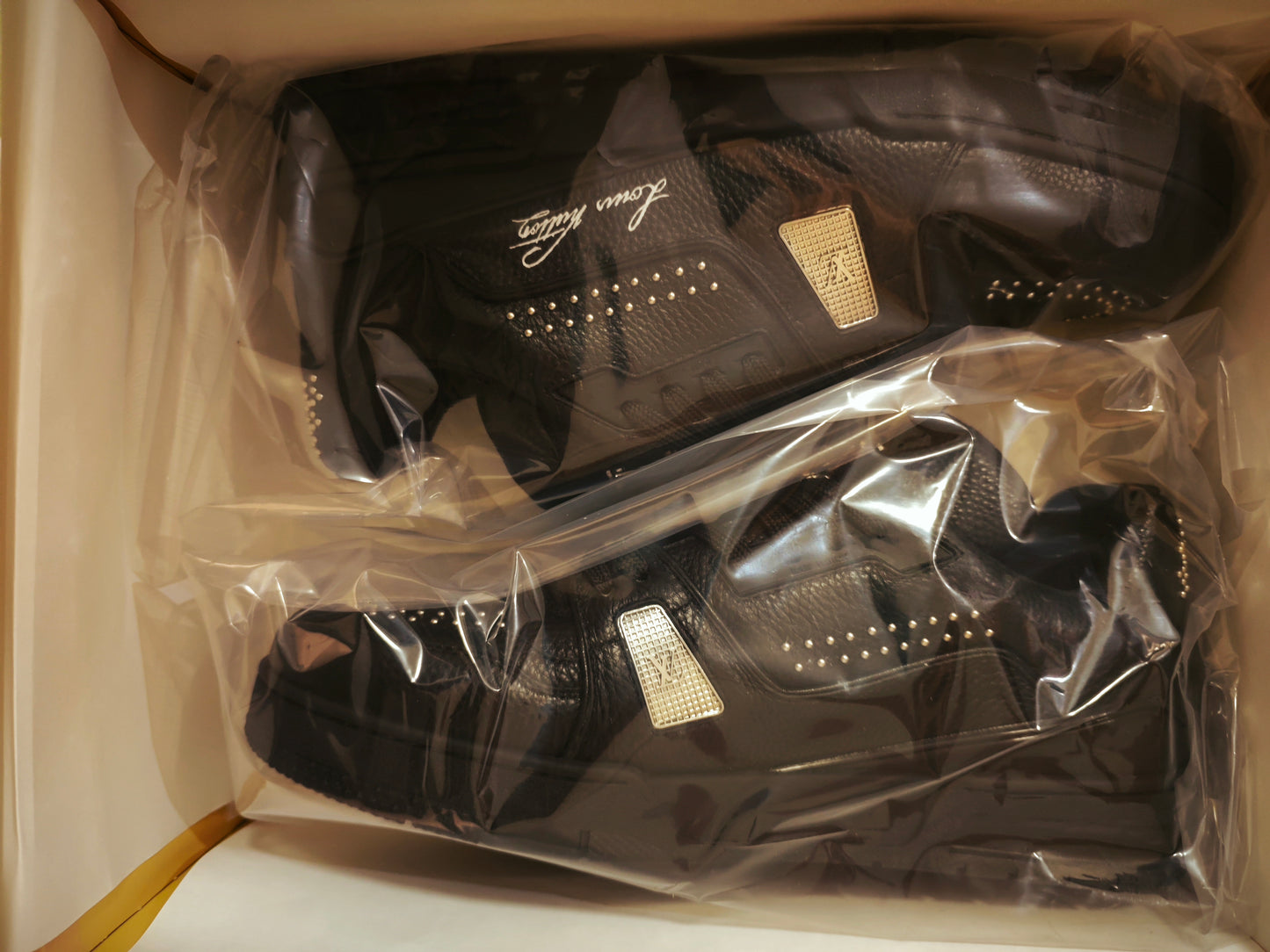 L*V TRAINER "BLACK DIAMOND"
