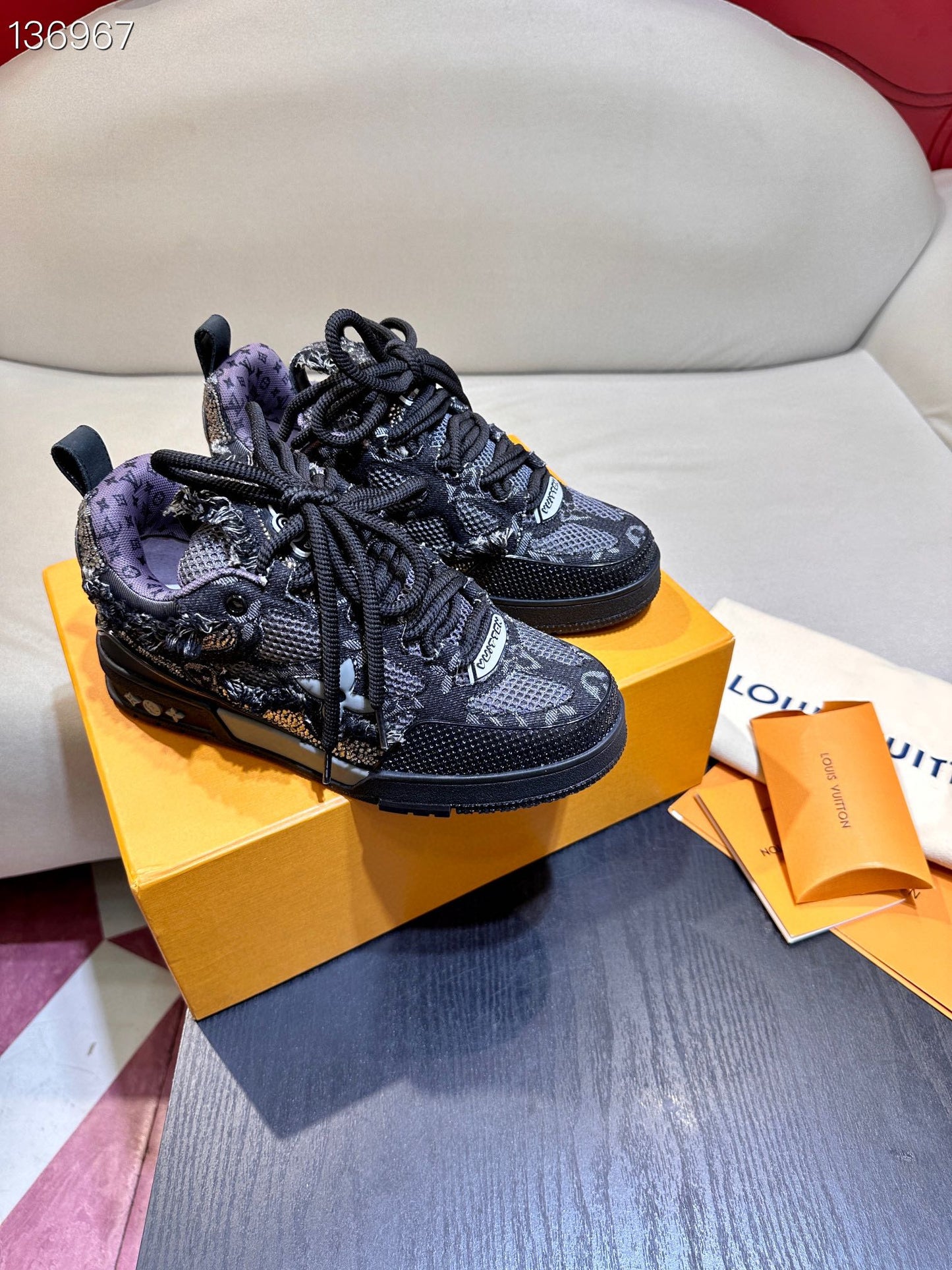 L*V SKATE "SPARKLING BLACK"