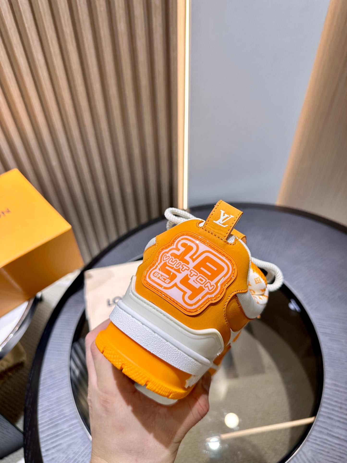 L*V SKATE "WHITE ORANGE"
