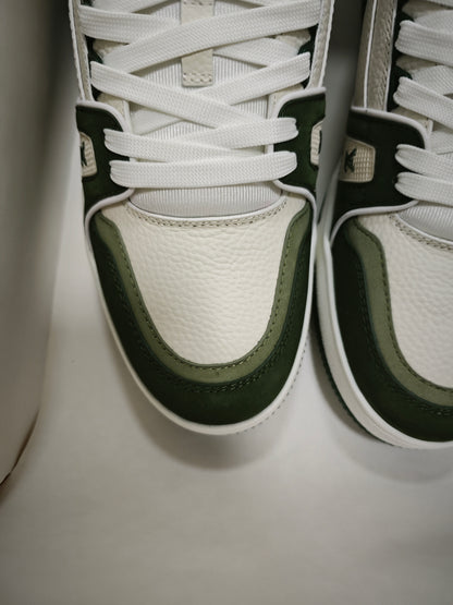 L*V TRAINER "MILITARY GREEN"