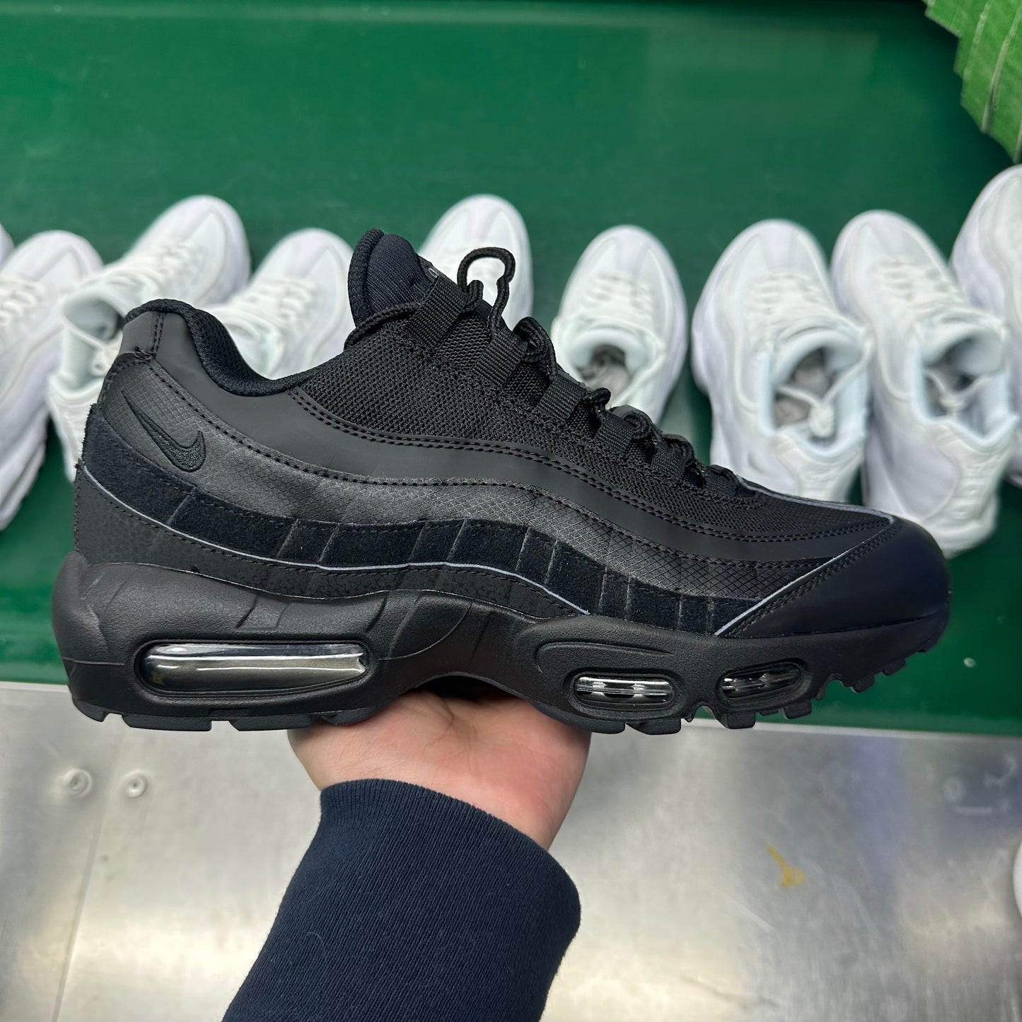 AIRM*X 95 "ESSENTIALS BLACK"
