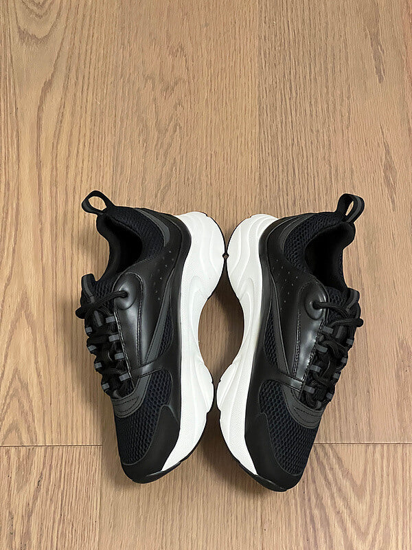 D*or B22 Black & White