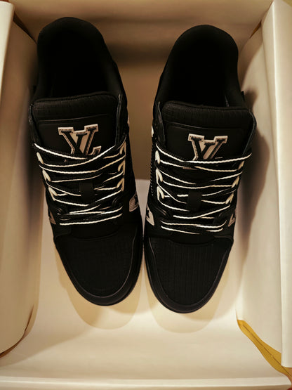 L*V TRAINER "DARK"