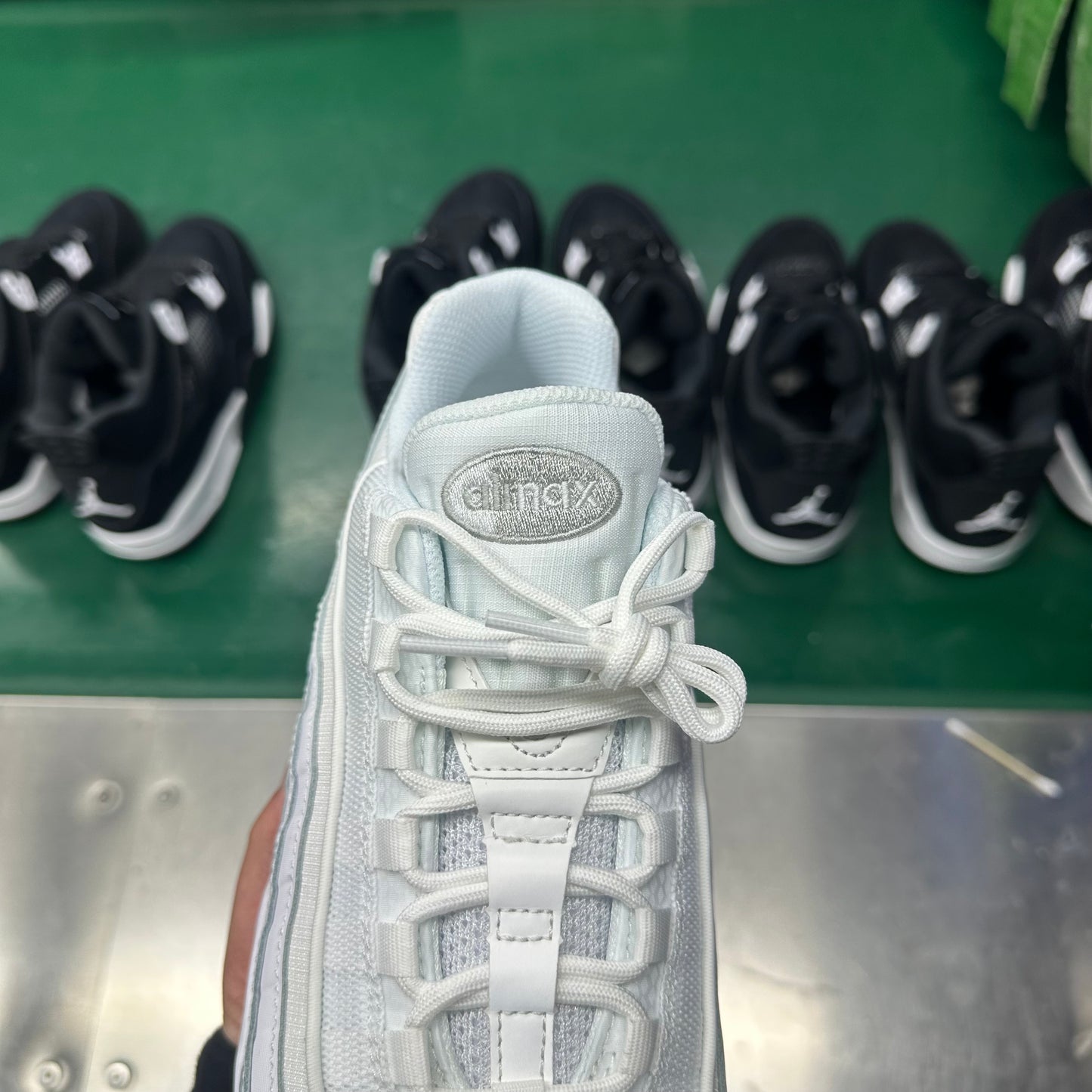 AIRM*X 95 "ESSENTIALS WHITE"