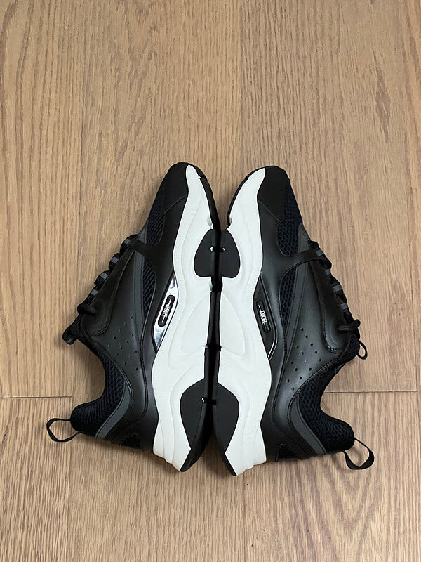 D*or B22 Black & White