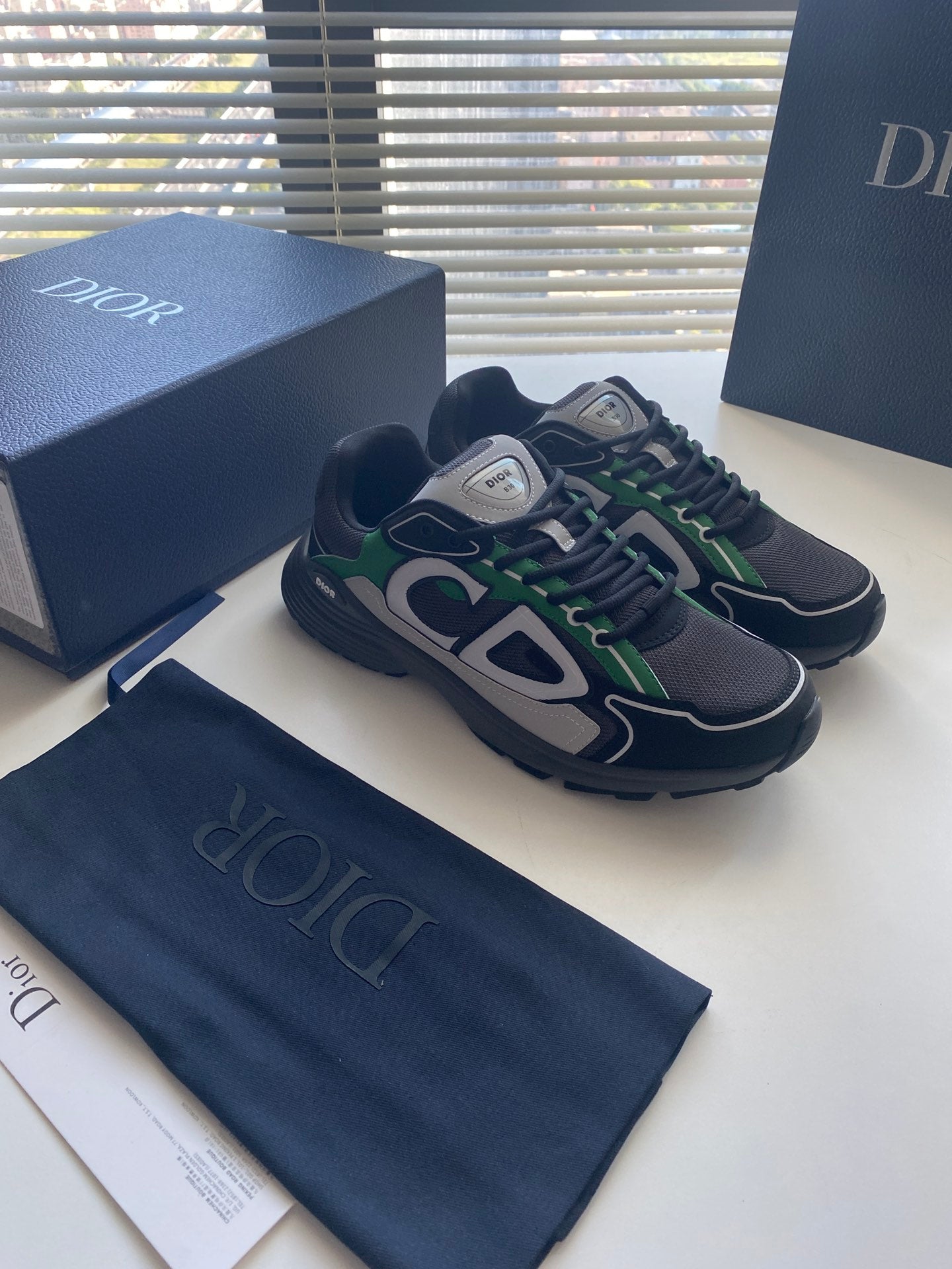 DI*R B30 "Green & Grey"